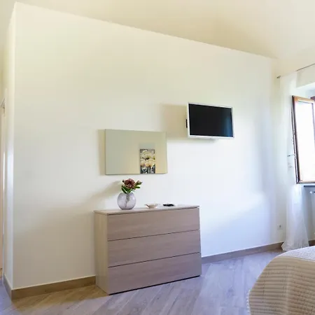 Apartment In Ariel Vico Equense